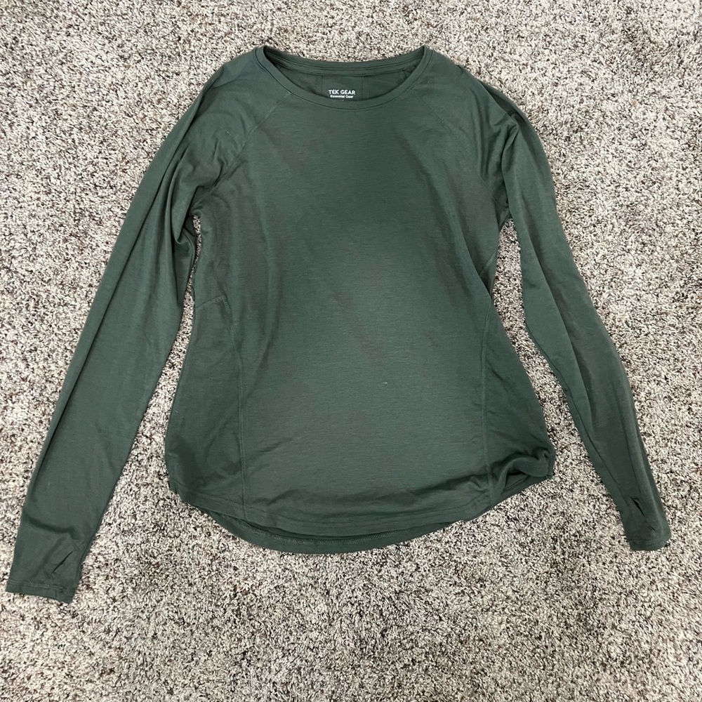 LONG-SLEEVE WORKOUT TOP